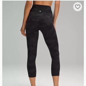 Lulu Lemon Black Camo Crop Leggings